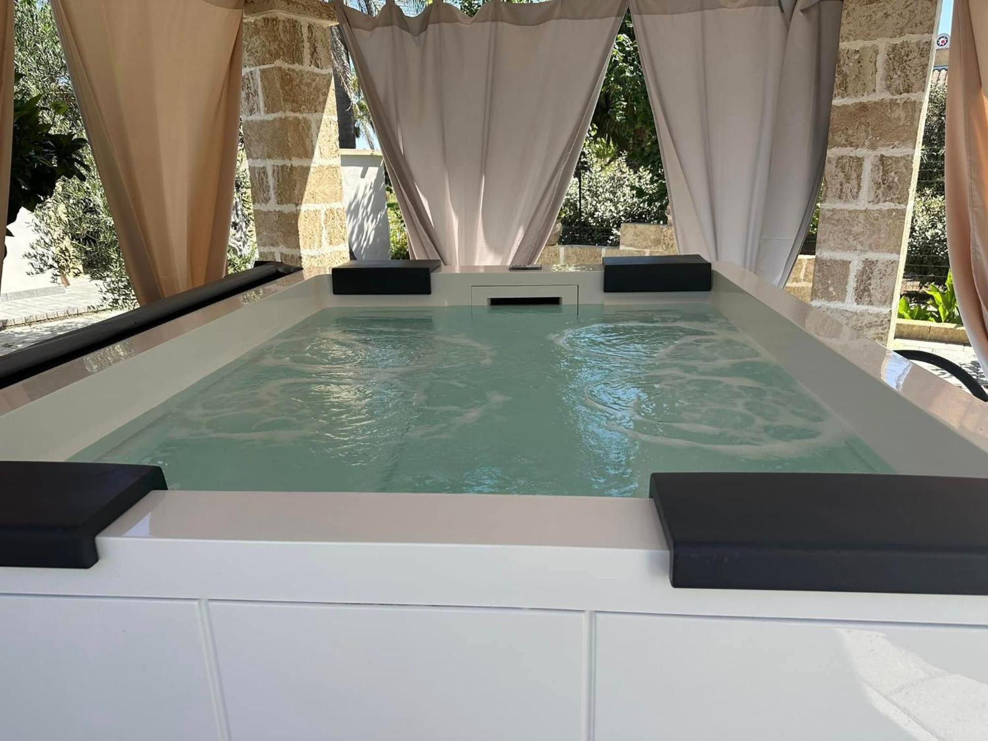 B&B Angolo Magico 帕拉比塔 外观 照片