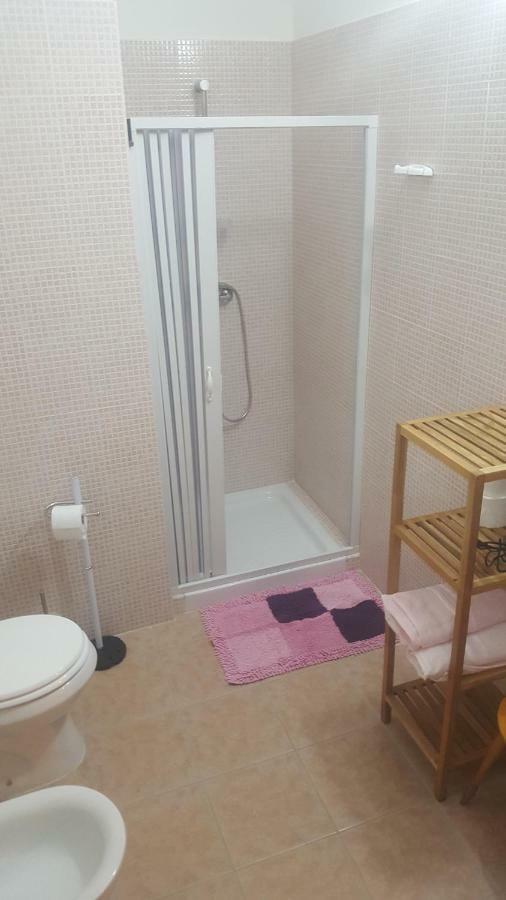 B&B Angolo Magico 帕拉比塔 外观 照片